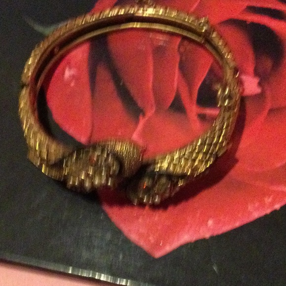 Art triple snake brooch and a bracelet that matches. - Picture 3 of 6